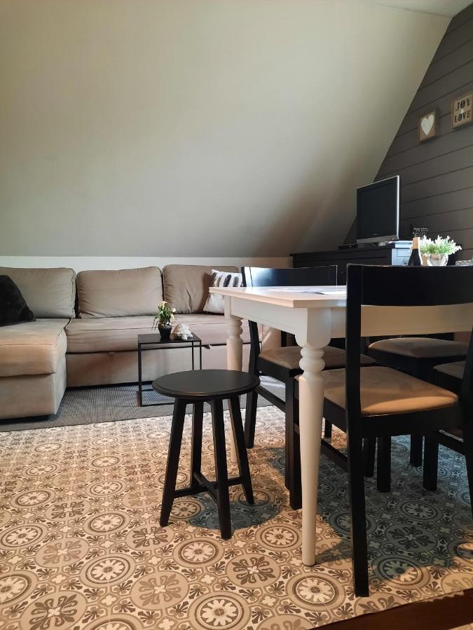Casa-Cosi, Tourist & Business Suites & Flats With Reserved Parking And Private Terraces In Shared Garden With Seasonal Pool Included, Private Sauna Available Λόκερεν Εξωτερικό φωτογραφία
