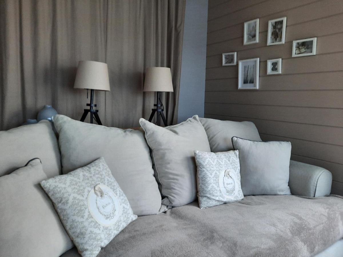 Casa-Cosi, Tourist & Business Suites & Flats With Reserved Parking And Private Terraces In Shared Garden With Seasonal Pool Included, Private Sauna Available Λόκερεν Εξωτερικό φωτογραφία